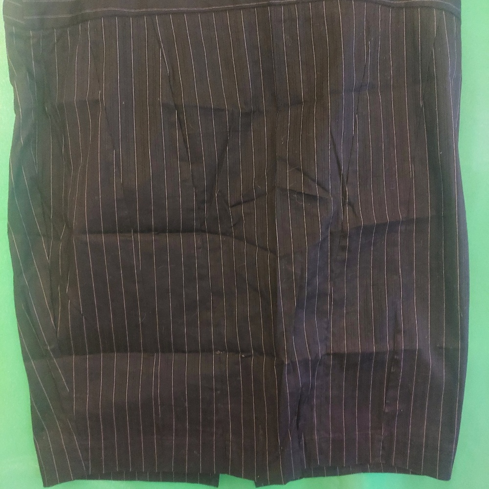 Torrid Stripped Black Skirt